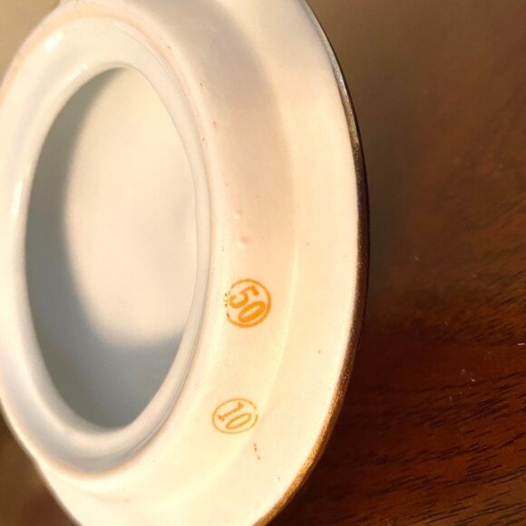 Vintage Sevres Porcelain Covered Bowl with HandPainted Scenes and Gilt Dragons - Picture 10 of 10